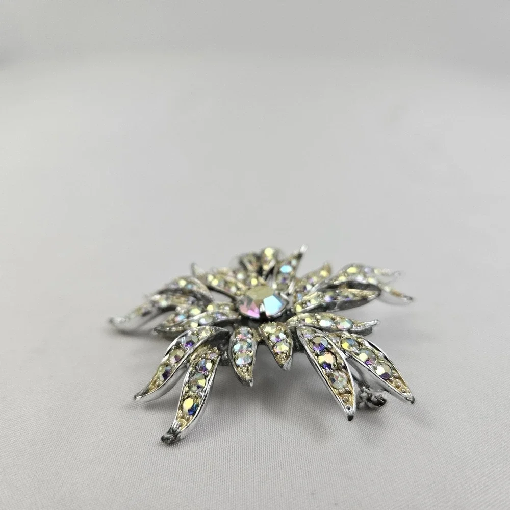 Vtg Sarah Coventry Aurora Blaze Brooch Borealis Pin Iridescent  Costume Jewel